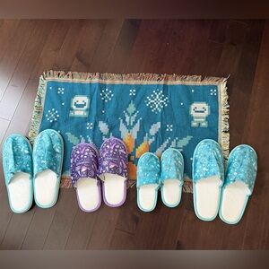 Disney Frozen Bath Mat and Slippers Set